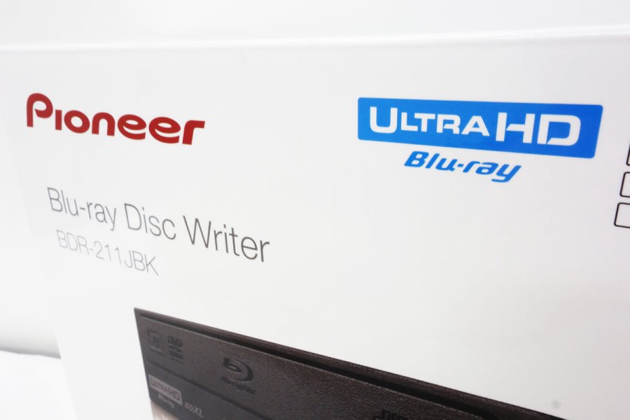 Uhd 再生に対応するpc内蔵型blu Rayドライブ Pioneer r 211jbk Ark Tech And Market News Vol