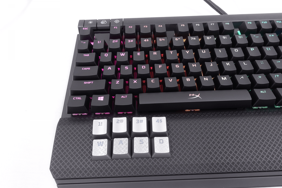 カラフルなライティング効果が楽しめるようになったkingston製キーボード Hyperx Alloy Elite Rgb が発売 Ark Tech And Market News Vol